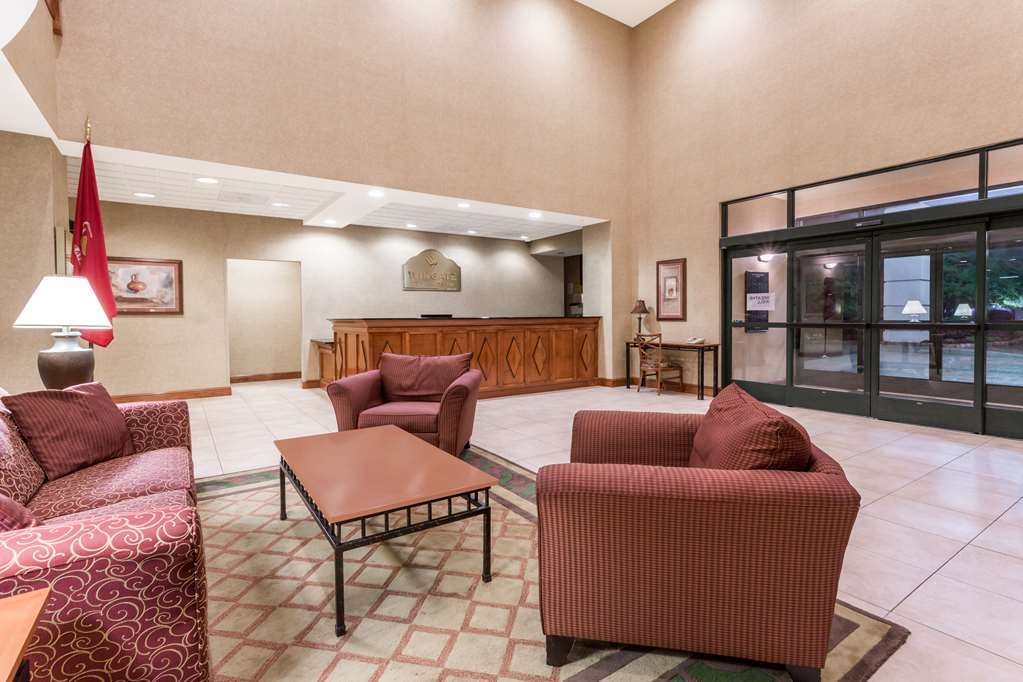 Wingate By Wyndham Stafford/Quantico Hotel Interior photo